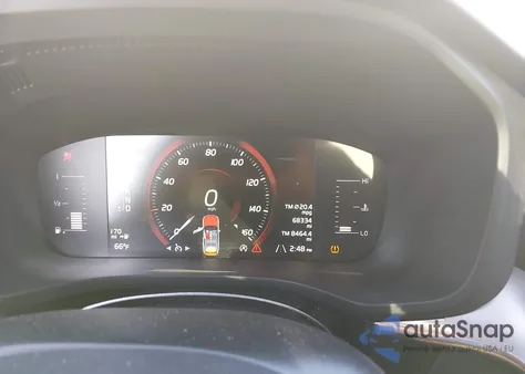 2019 Volvo Xc60 T5 Momentum z USA, uszkodzony, nr VIN LYV102DK7KB331806